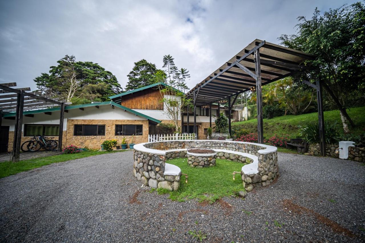 Vistas Del Conde Hotel Heredia Exterior photo